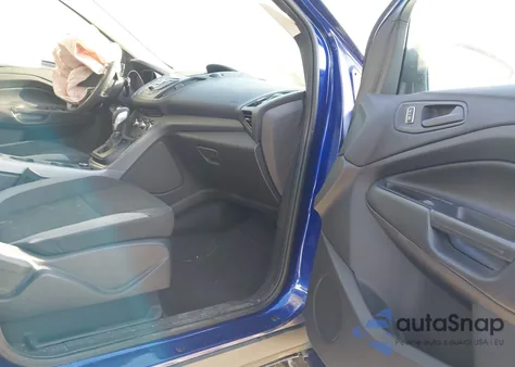 2013 Ford Escape S z USA, uszkodzony, nr VIN 1FMCU0F78DUB53080